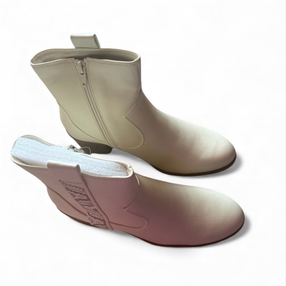 BARE TRAPS |  Cream Ankle Booties